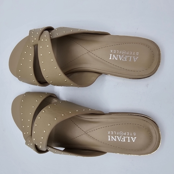 New Alfani Womans Danicah Studded Sandal Criss Cross Flat Bottom Brown 7.5 - Picture 10 of 13